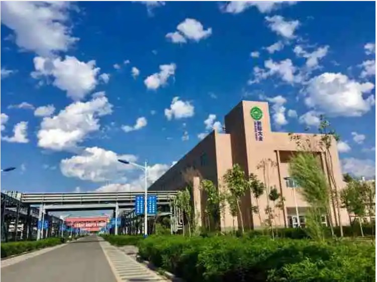 继新疆棉花之后，，，，，，，，新疆光伏成为美国下一个目的？？？？？新疆大全回应：“想对我们搞‘工业灭绝’，，，，，，，，问问中国和天下市场答不允许！”