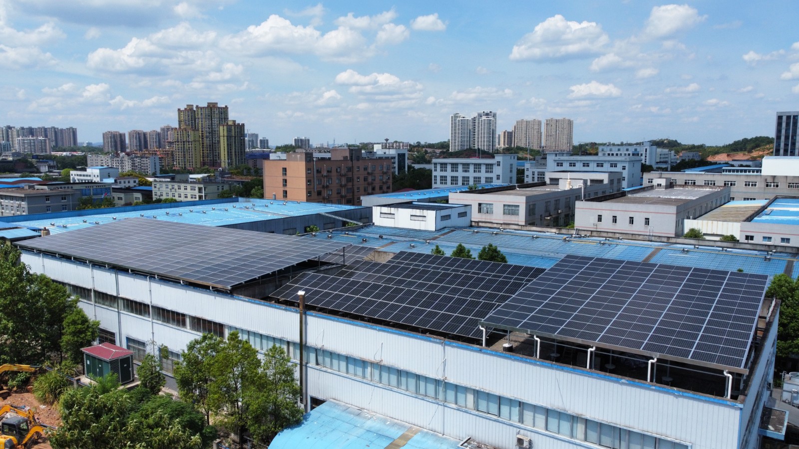 【工商业光伏建站正其时】株洲老工匠屋顶光伏项目完工仪式暨365速发国际最新平台集团工商业项目推介会株洲站乐成举行